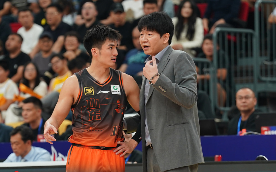 两把刷子 两把刷子