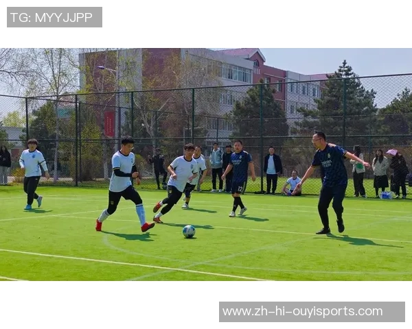 瓜达卢佩与肯塔吉内斯的精彩对决揭示足球战术的魅力与激情